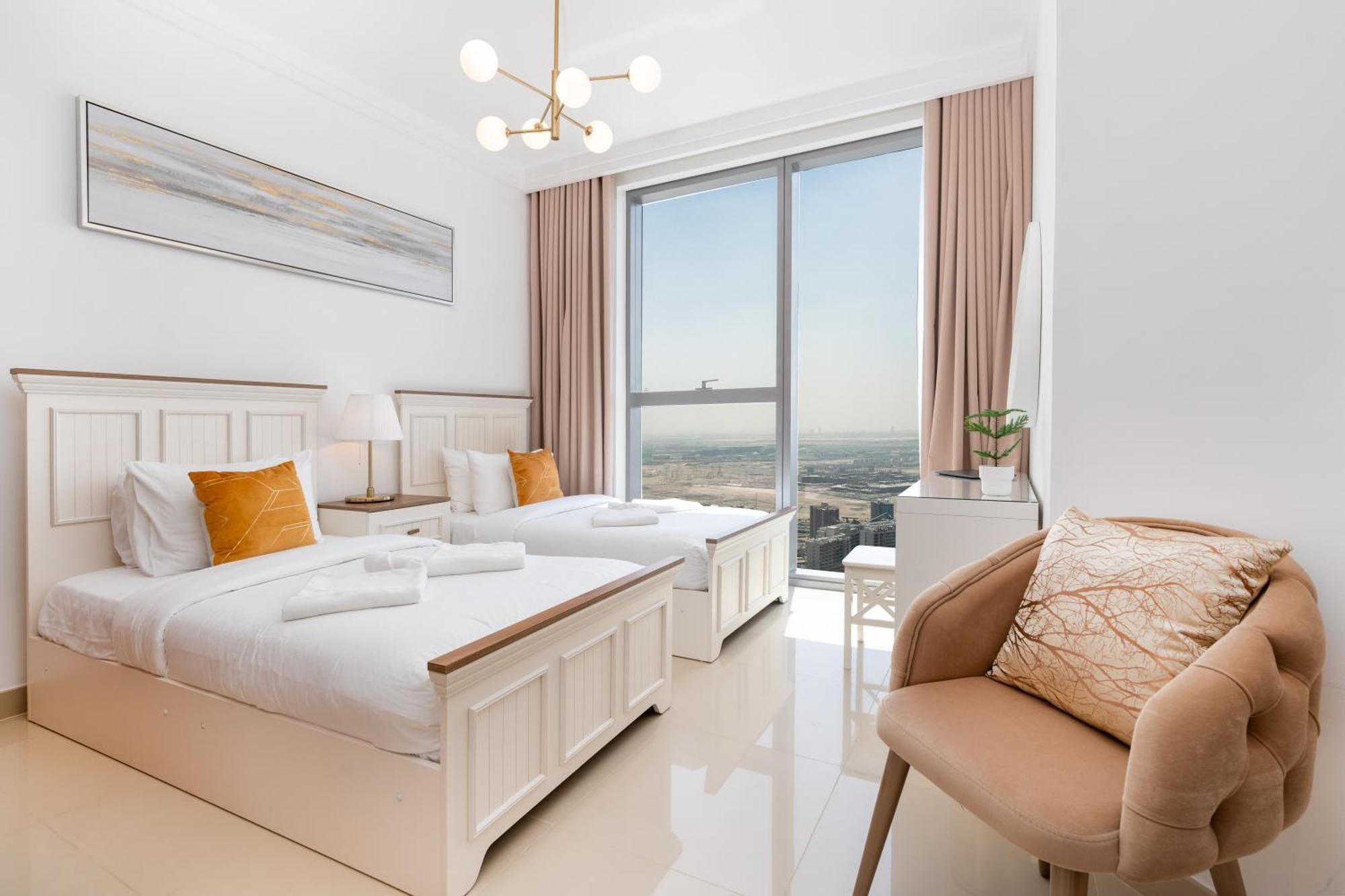 Lux Apt-Burj View Opp. Dxb Mall Dubái Exterior foto