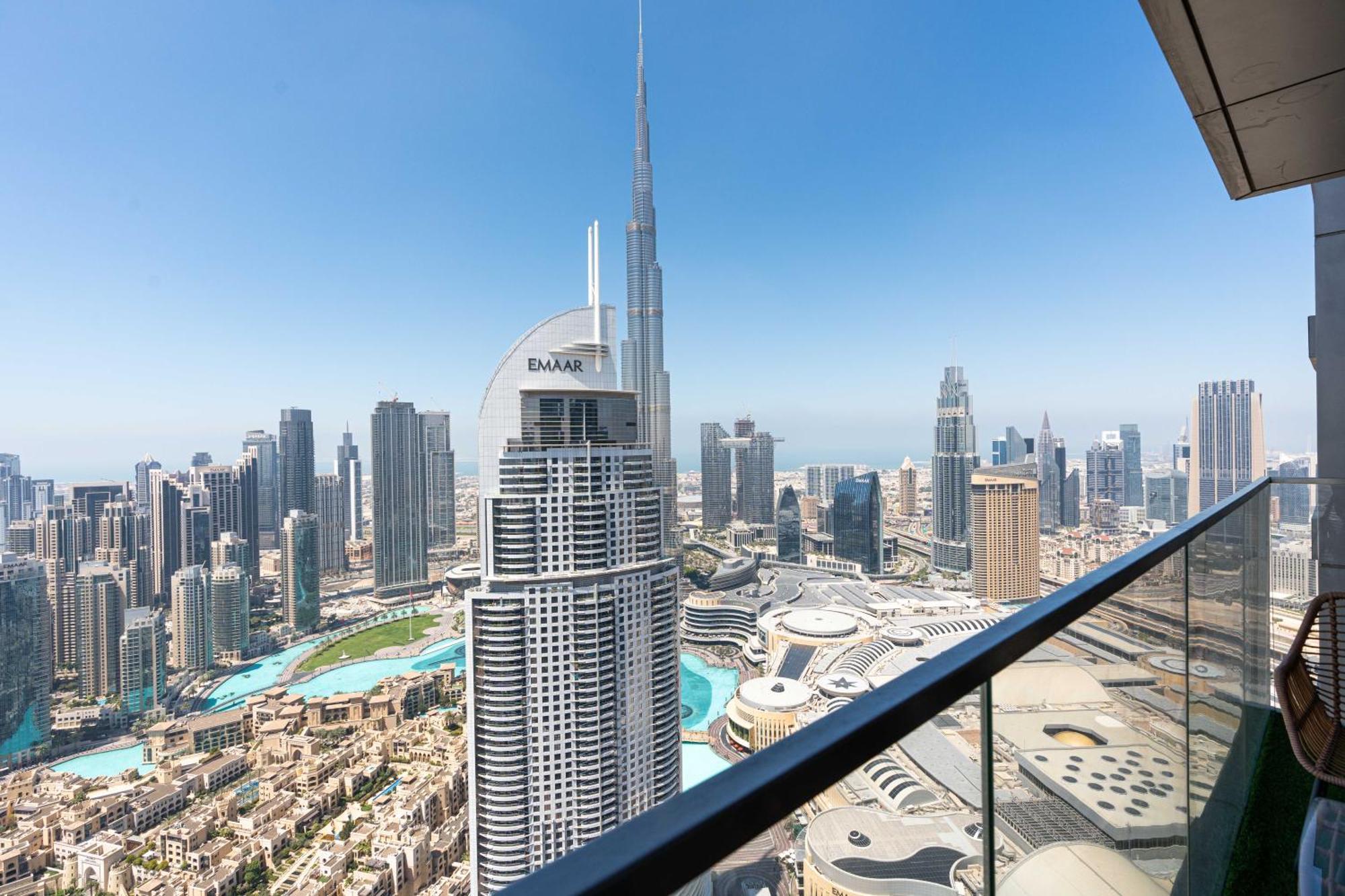 Lux Apt-Burj View Opp. Dxb Mall Dubái Exterior foto